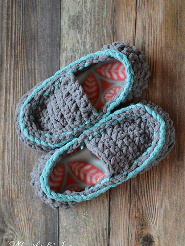 Quick and Chunky Slippers Free Crochet Pattern