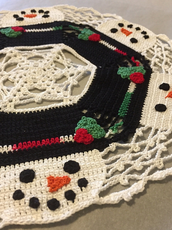 Jaunty Snowmen Free Crochet Pattern