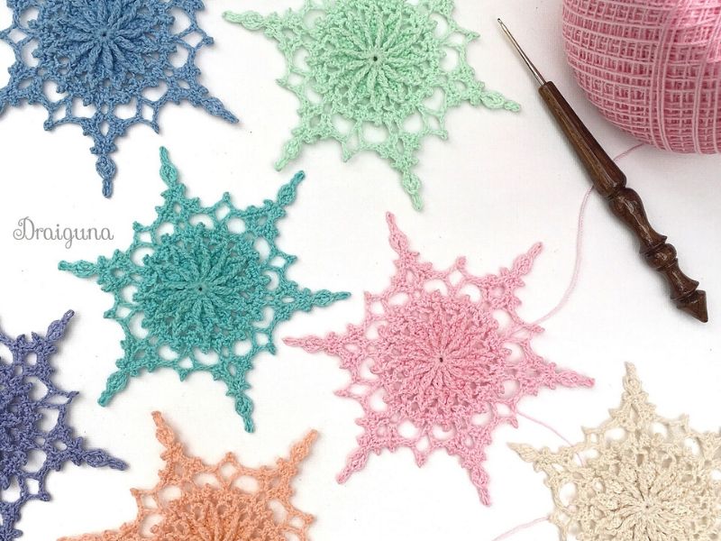 Free Patterns Delicate Crochet Snowflakes