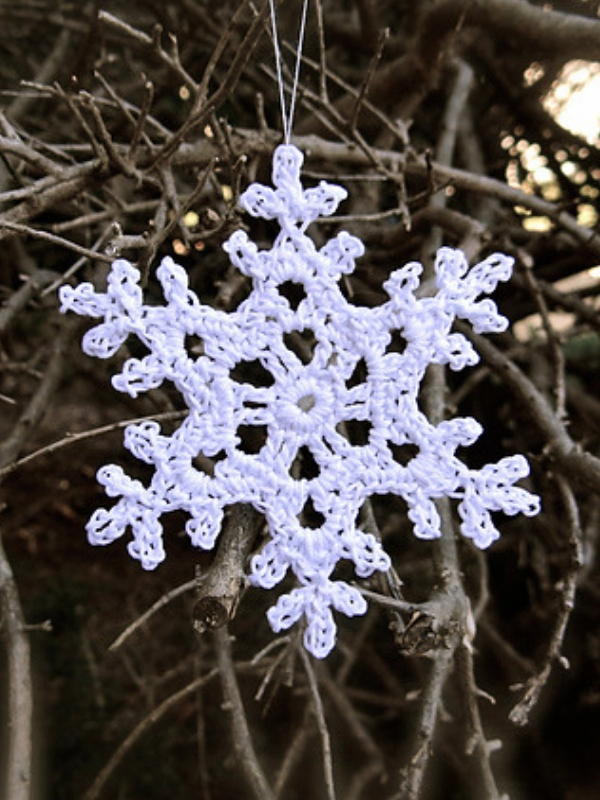 White Dew Free Crochet Pattern