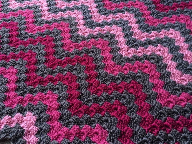 Pink Waves Blankets Free Crochet Patterns