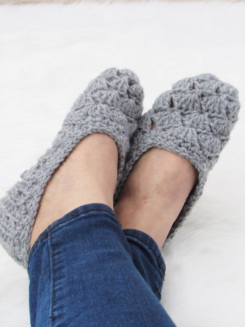 Shell Slipper Free Crochet Pattern