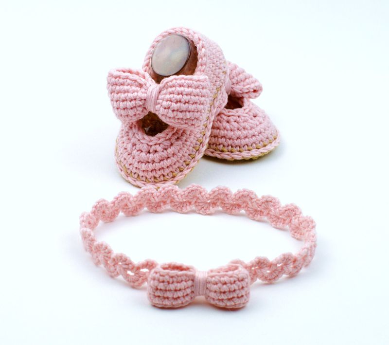 Headband with Bow Crochet Pattern