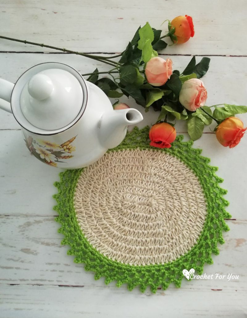Oval Table Mat with Jute Hemp