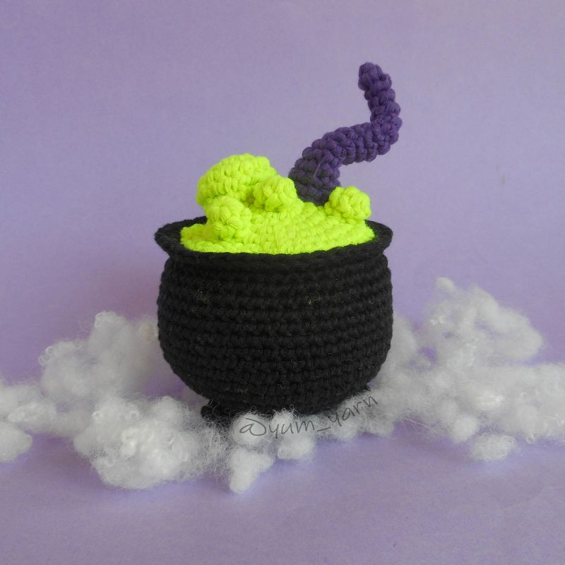 Crochet Witch's Cauldron