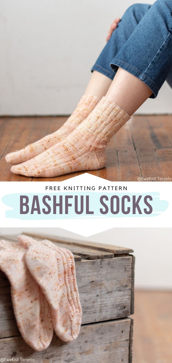 Lavender Lane socks knitting pattern - Mirella Moments